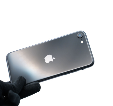 iPhone SE 2020 б/у Состояние "Отличный"